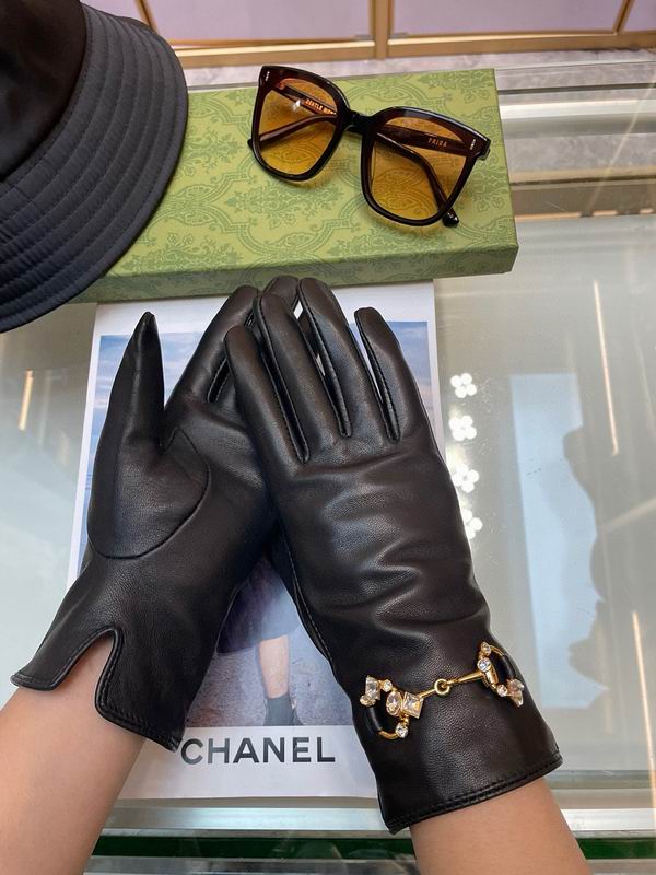 Gucci gloves hm36